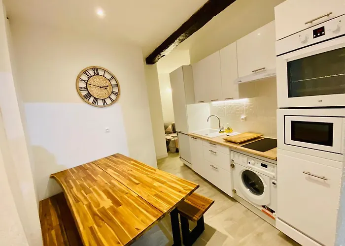 Vieux Nice - Families & Friends - 3 Chambres - 6 Personnes - 55 M2